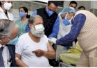 वैक्सीन के बावजूद संक्रमण का पहला मामला - हरियाणा के स्वास्थ्य मंत्री कोरोना पॉजिटिव
