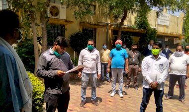 श्रीवास्तव की FIR के बाद अब कांग्रेस ने किया पलटवार 