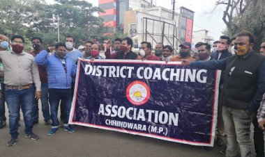 कोचिंग एव कंप्यूटर संस्थाओ को पुनः शरू करने की मांग, संचालको ने सौपा ज्ञापन