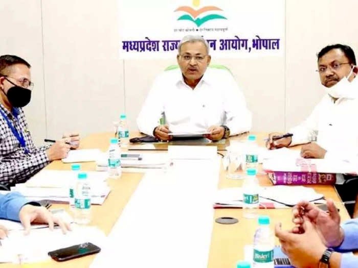 MP Panchayat Chunav Breaking : मध्यप्रदेश में तीन चरणों में होंगे पंचायत चुनाव, जानने के लिए देखे पूरी खबर 