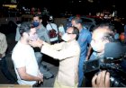 सीएम शिवराज राजधानी की सड़कों पर निकले, लोगों को अपने हाथों से पहनाया मास्क
