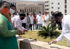 नारियल फोड़ने का आयोजन : जिला भाजपा ने सरकार के एक साल होने पर फोड़े गए विकास के नारियल