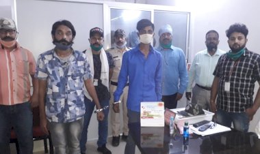 अवैध गांजे की खेप खपाने के पहले आरोपी चढ़े पुलिस के हत्थे