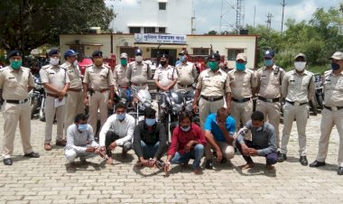 पुलिस को मिली बड़ी सफलता, वाहन चोर गिरोह धराया, 3 ट्रेक्टर ट्राली एव 27 दो पहिया वाहन जप्त