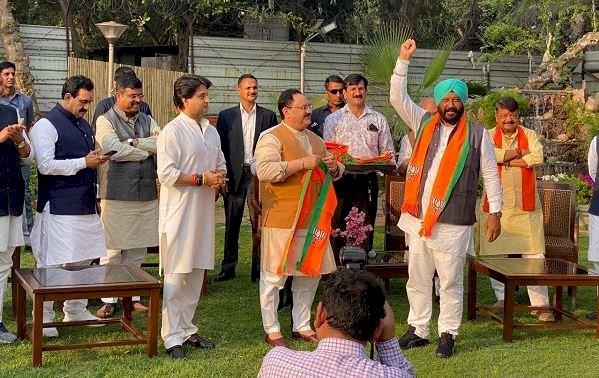 मंत्रिमंडल विस्तार जल्द हो सकता है, सिंधिया समर्थकों समेत इन नामों पर मुहर !