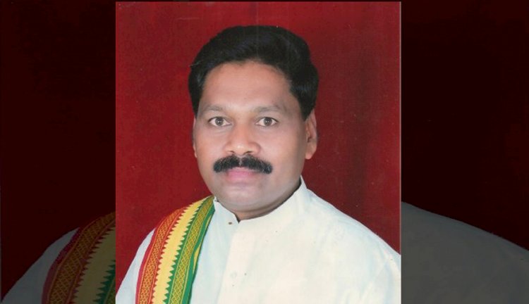 पूर्व विधायक मनमोहन शाह बट्टी का हार्ट अटैक से निधन,  सुश्री उइके एवं कमलनाथ ने शोक प्रकट किये