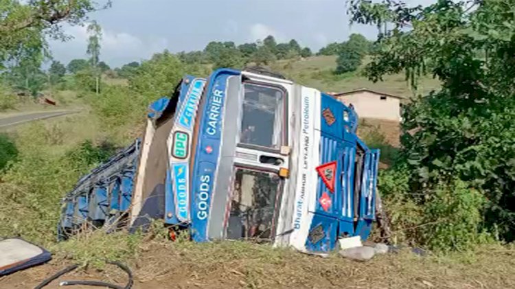 जुन्नारदेव-तामिया रोड पर पेट्रोल से भरा टैंकर पलटा एक की मौत