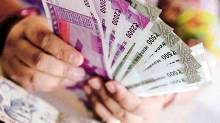 मध्यप्रदेश के लाखो कर्मचारियों को दीपावली से पहले  शिवराज सरकार बड़ा तोहफा 