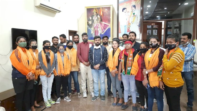 छिंदवाड़ा में बड़ी संख्या में महिला खिलाड़ियों ने ली भाजपा की सदस्यता