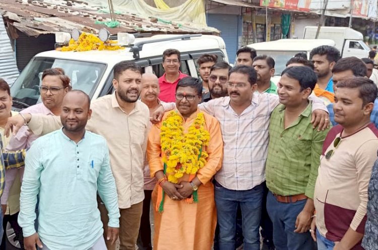 भाजपा महापौर प्रत्याशी अनन्त ‘‘अन्तू’’ धुर्वे ने धार्मिक स्थानों पर किया पूजन अर्चन